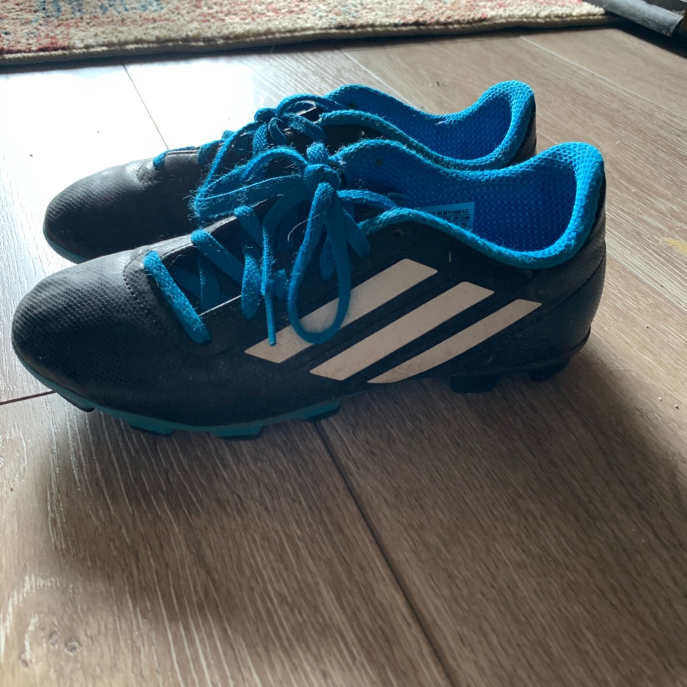 Adidas boys soccer cleats